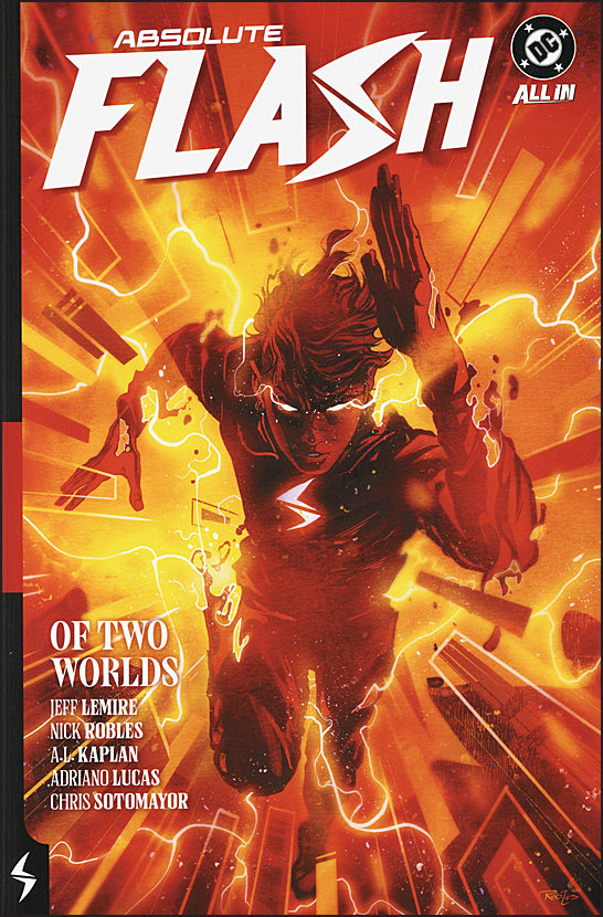 Absolute Flash Volume 1: Of Two Worlds