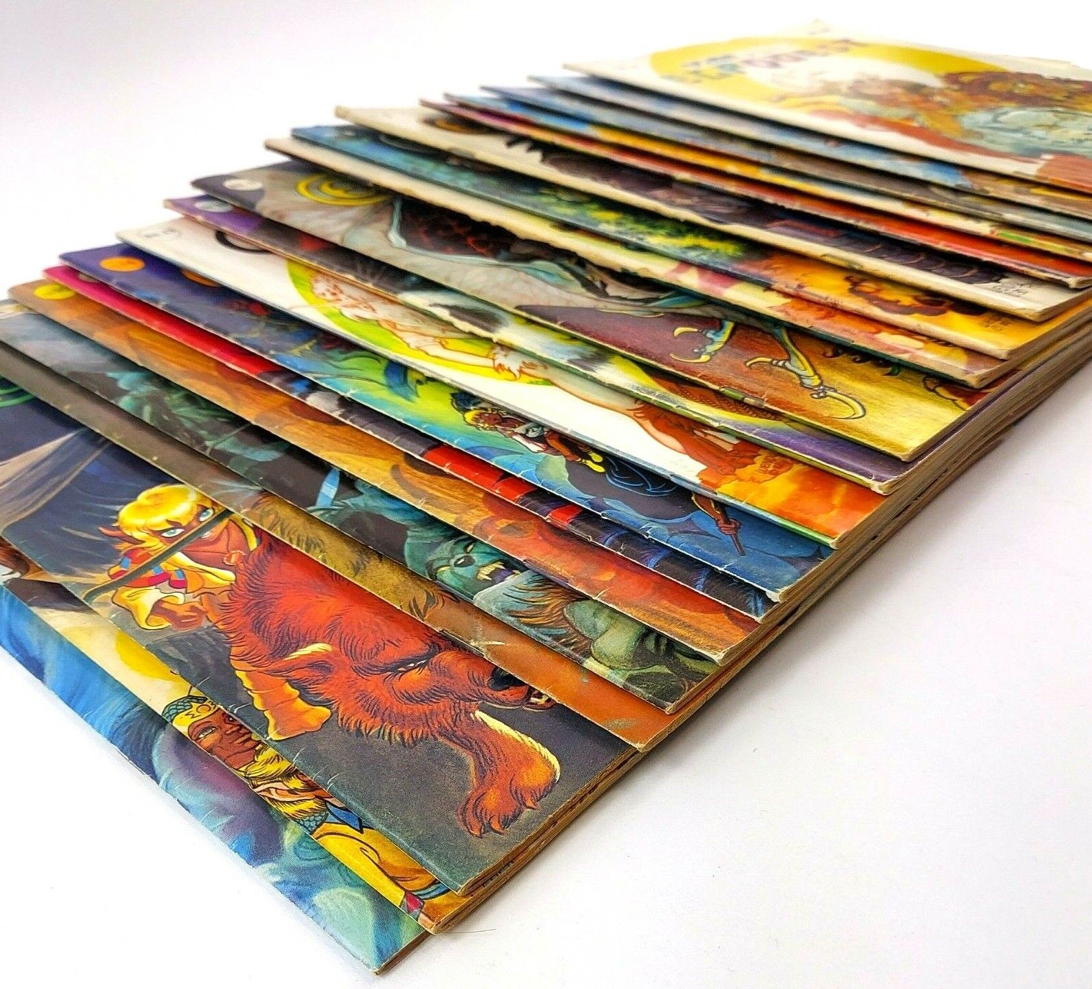 ELFQUEST MAGAZINE COMPLETE SET PLUS THE GATHERUM